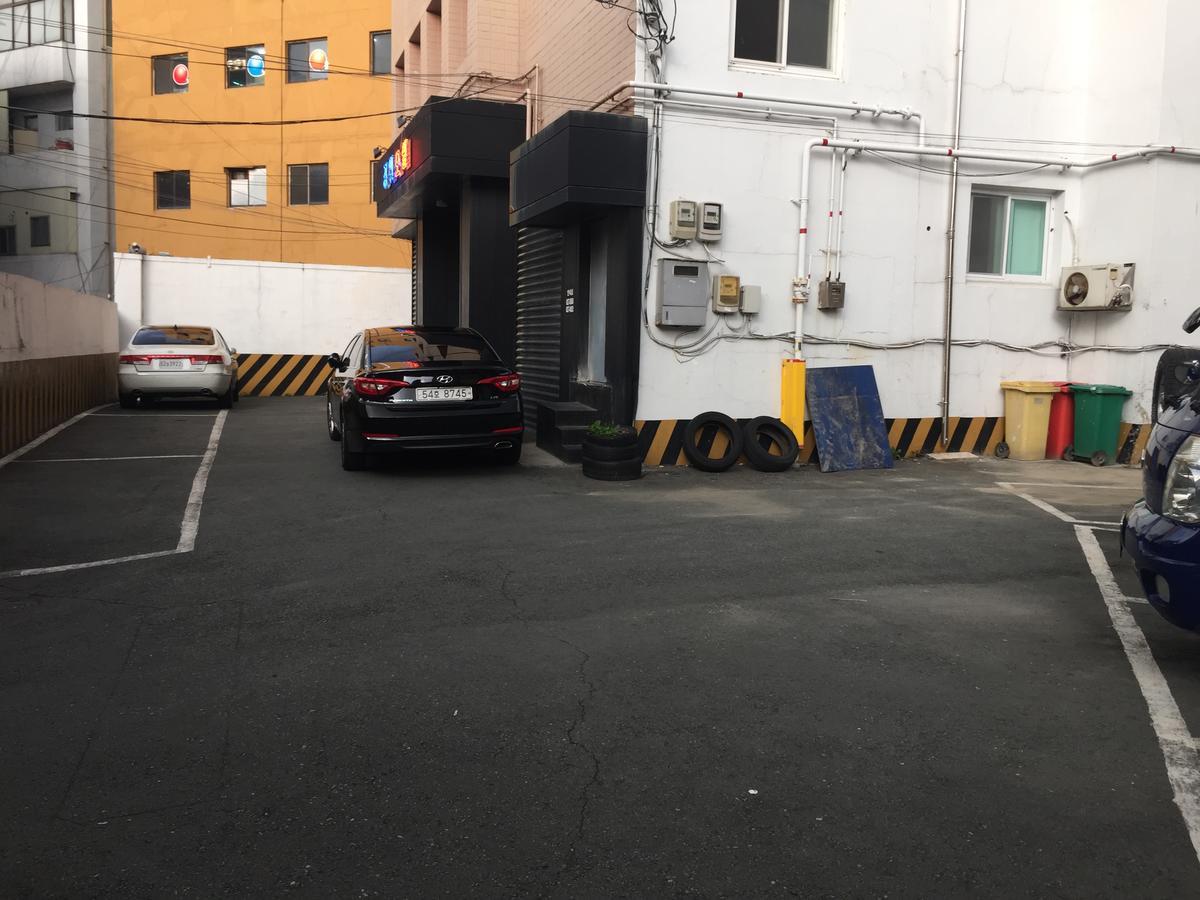 K Motel Daegu Buitenkant foto