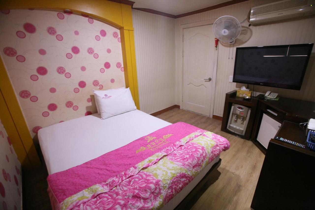 K Motel Daegu Buitenkant foto